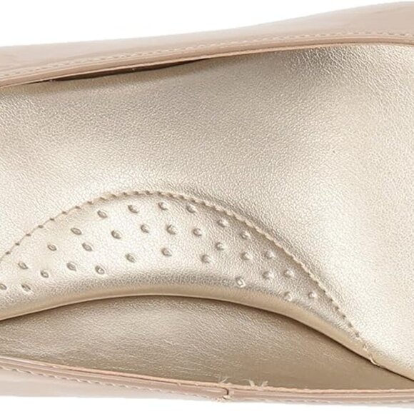 Women's Patent Leather Pump 10 Slip-On Peep-Toe Wedge Heel Comfortable - Picture 5 of 8